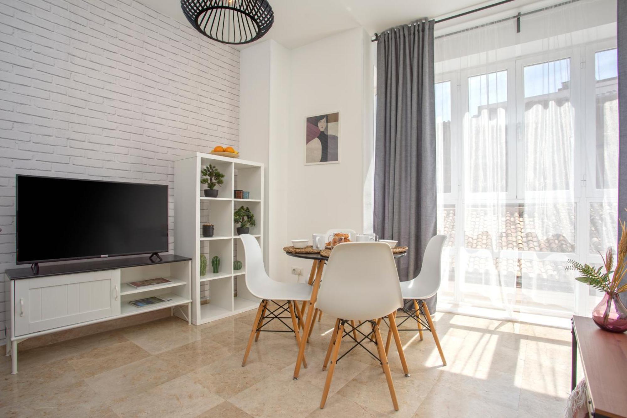 Precioso Apartamento En Pleno Centro By Rent Me Málaga Kültér fotó