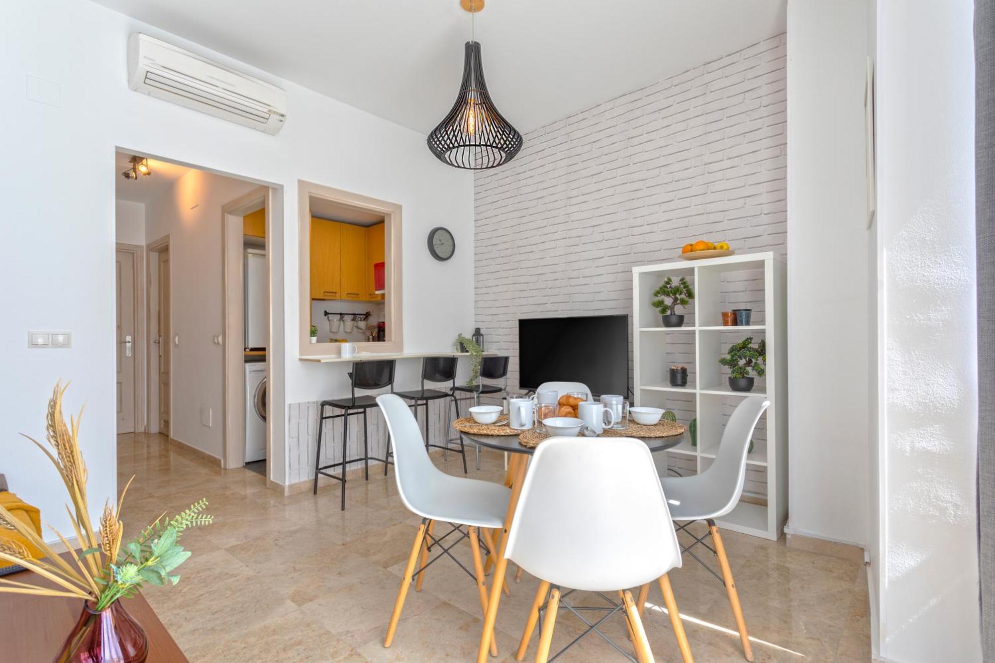 Precioso Apartamento En Pleno Centro By Rent Me Málaga Kültér fotó